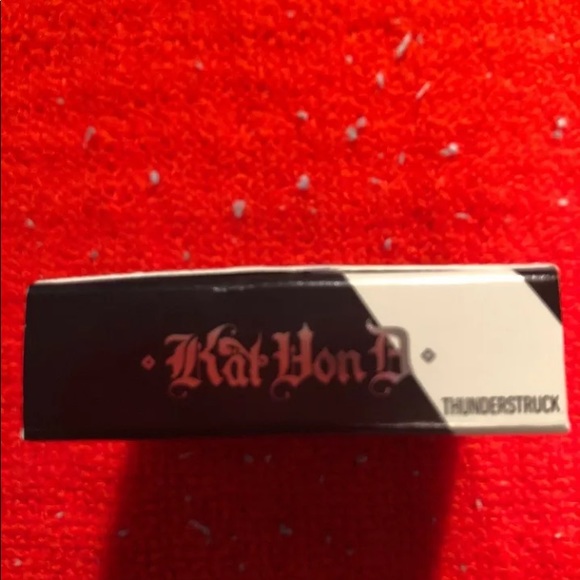 Kat Von D metal crush eyeshadow in thunderstruck - Picture 6 of 6